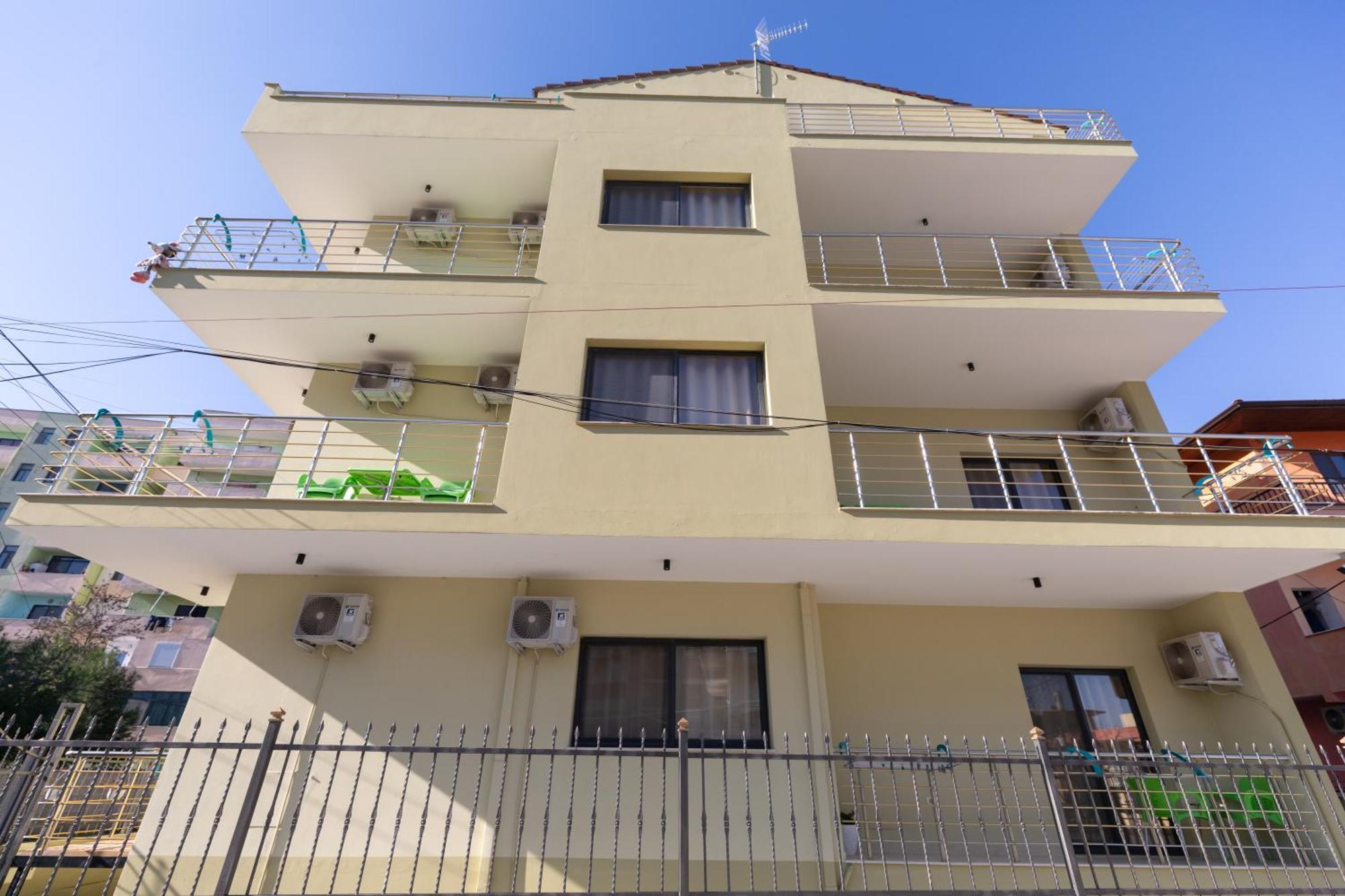 Vila Emi Apartment'S Durrës Esterno foto