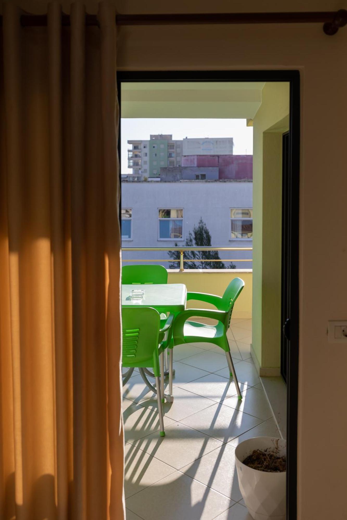 Vila Emi Apartment'S Durrës Esterno foto