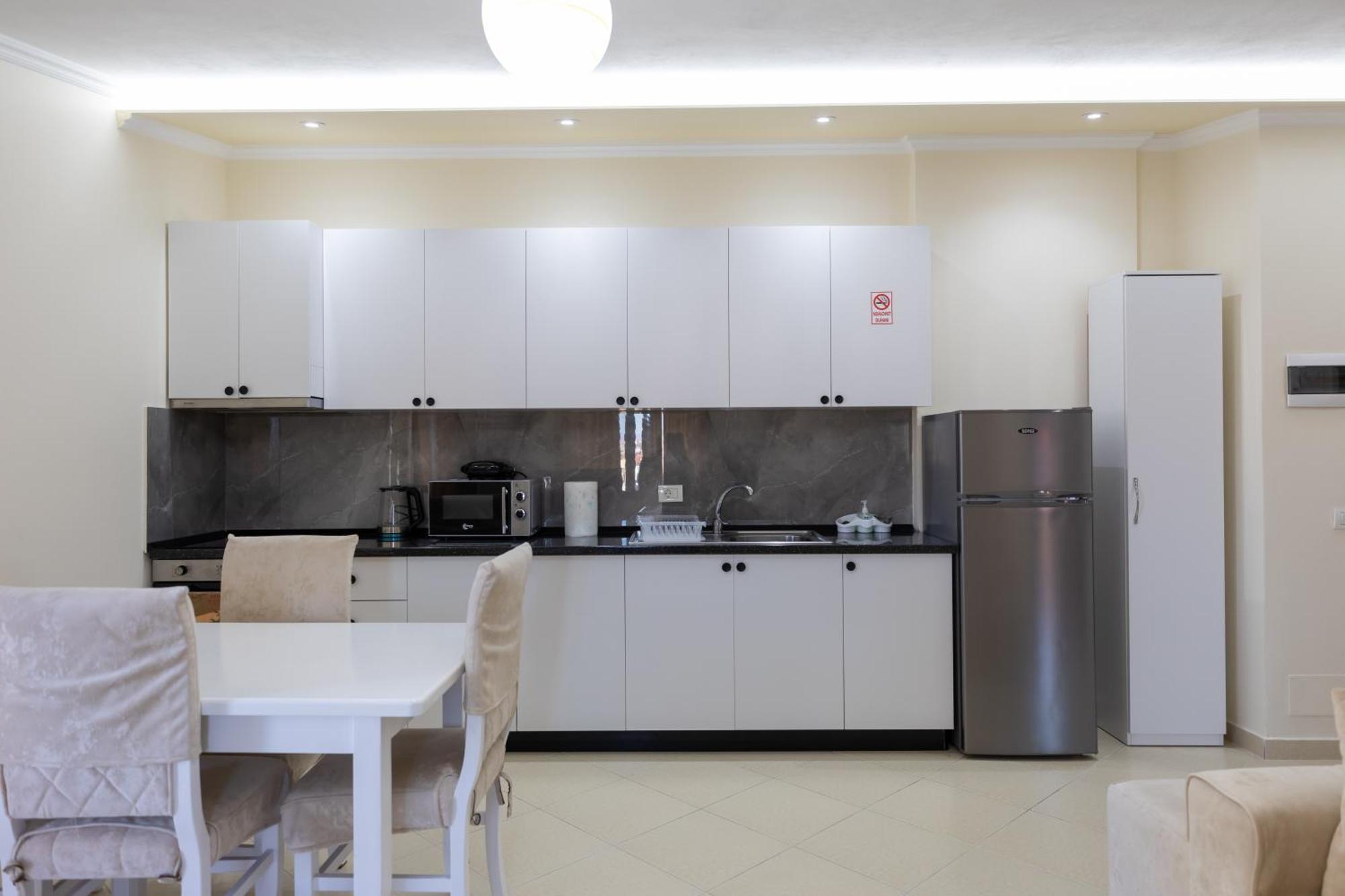 Vila Emi Apartment'S Durrës Esterno foto